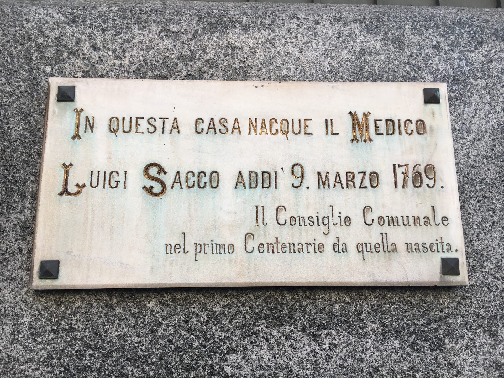 Luigi Sacco's tablet, Varese - 03.jpg